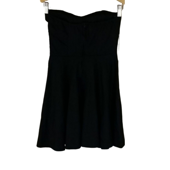 NEW! Hot Topic Strapless Dress, Black & White Chevron Accent, Size S - Picture 2 of 5